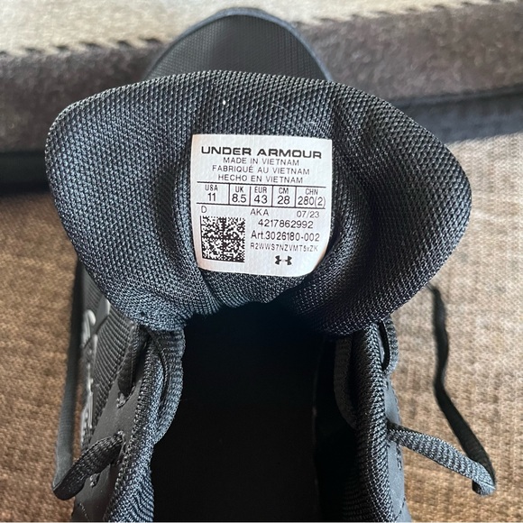 Under Armour shoes size 11 WIDE - Picture 6 of 6